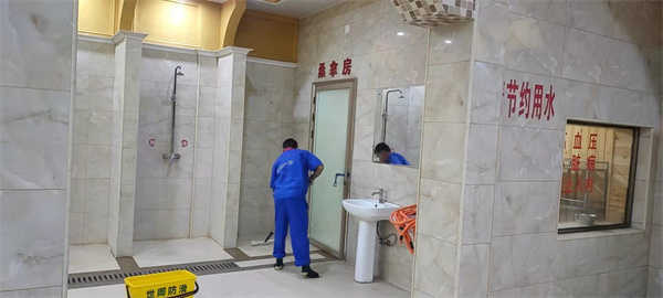 鑫龙洗浴场所地面防滑施工