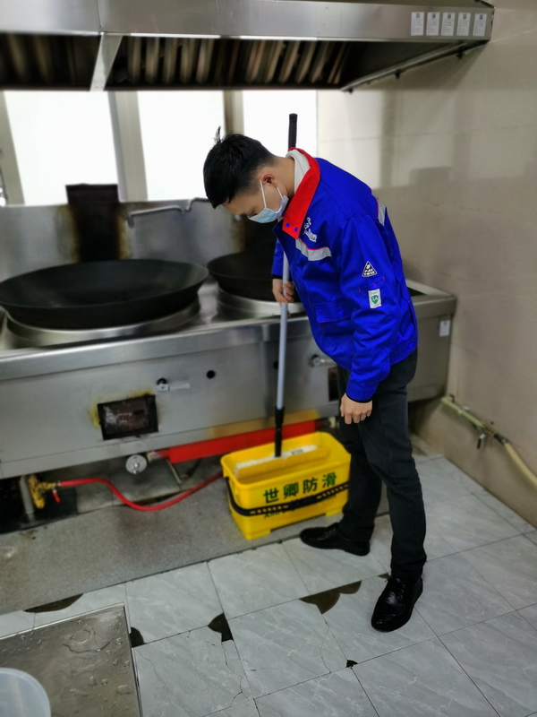 四川厨房瓷砖防滑剂：打造安全的烹饪环境